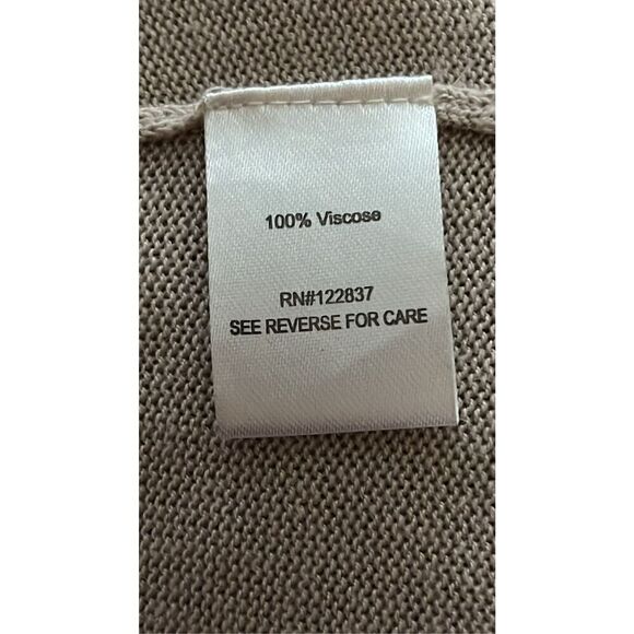 Ava Women’s Medium White Long Sleeve Oversized Viscose Cardigan Sweater - Picture 5 of 7